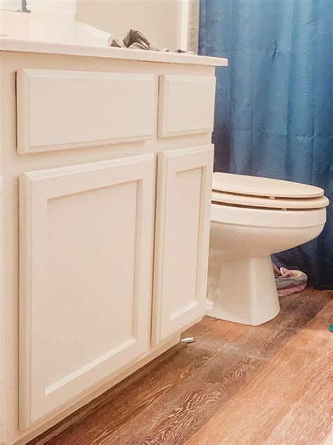 Oak Vanity Update With Rustoleum Chalk Paint Glaze Review In 2020