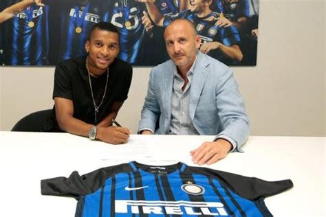 Mercato Inter Ultim Ora Ufficiale Dalbert Ha Firmato Fino Al 2022