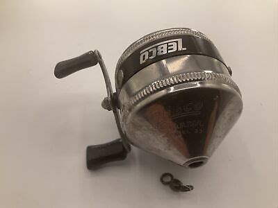 Vintage Zebco Spinner Model 33 Spin Casting Reel Metal Foot One Rivet