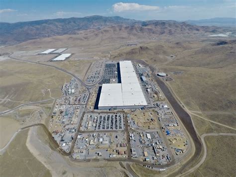 Tesla's Gigafactory continues to reshape Reno: Transforming education ...