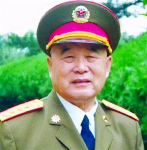 毛主席让李德生当总政治部主任，李德生说：多亏有这两人在李德生总政治部田维新新浪新闻