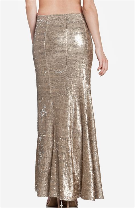 Line And Dot Matte Sequin Mermaid Skirt In Gold Dailylook