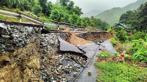 Dutzende Tote Und Vermisste Nach Taifun In Vietnam