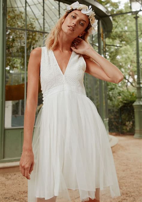 Robe De Mari E Courte Tutu Boheme Et Romantique Pas Cher Pour Mariage