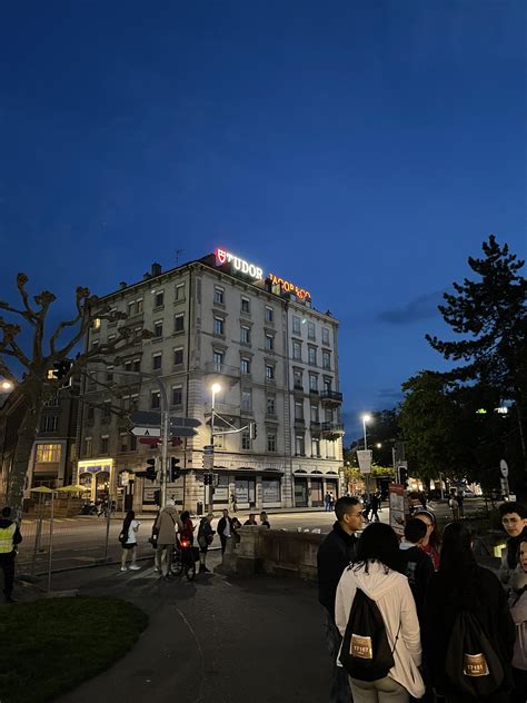 Geneva, love the way brands share the same space. : r/Tudor