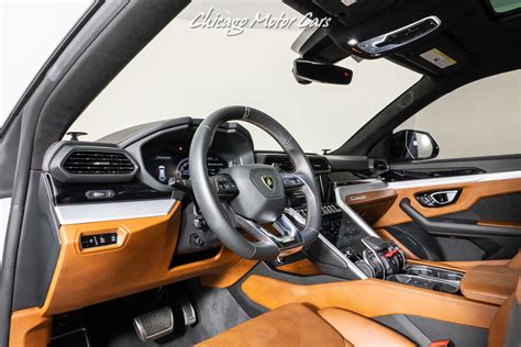 Used Lamborghini Urus Stunning Interior Rear Entertainment Bang