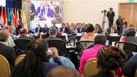 Presidente Maduro convocó a observadores de la Celac y ONU para elecciones