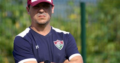 Intensidade movimentação e posse conheça o estilo Diniz no Fluminense