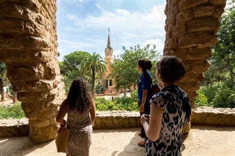 Barcellona Tour Guidato Combinato Della Sagrada Fam Lia E Del Parco