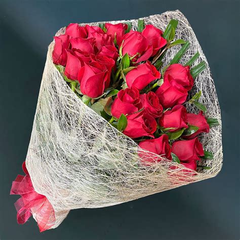 Valentines Red Rose Bouquet Auckland Florist Fast And Free Delivery