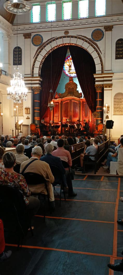 Cl Ture De Saison Rendez Vous Saint P E Sur Nivelle Avec La Musique