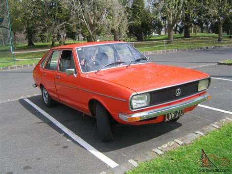 Volkswagen Passat Ls 1974 4d Sedan 3 Sp Automatic 1 5l Carb In Melbourne Vic