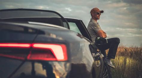 Can You Turn a Convertible Into a Coupe? - CarDeeply.com