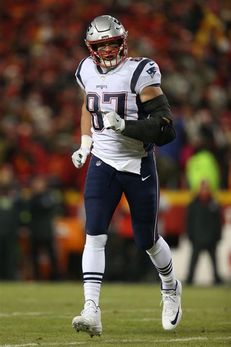 Tom Brady Called Out By Rob Gronkowski As His Ex New England Patriots