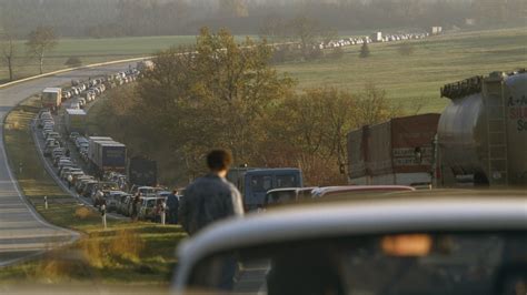 These Photos Of History’s Worst Traffic Jams Will Give You Road Rage History