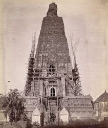 The Mahabodhi Temple at Bodh Gaya, during restoration. Temple Pictures ...