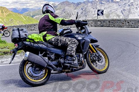 Suzuki V Strom 800 und SV800 Erlkönig