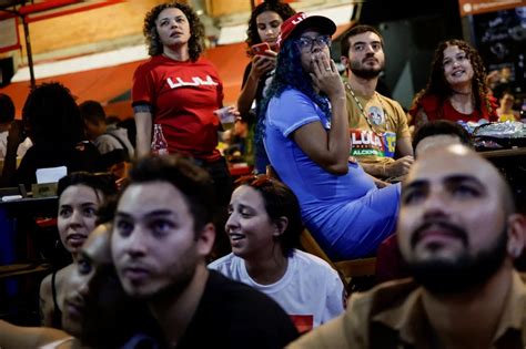 Bolsonaro Y Lula Cruzaron Ataques E Insultos En El último Debate Antes