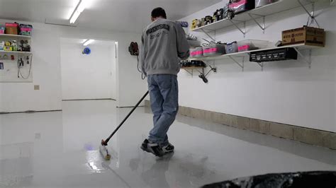 Epoxy Floor Coating Training Flooring Guide By Cinvex