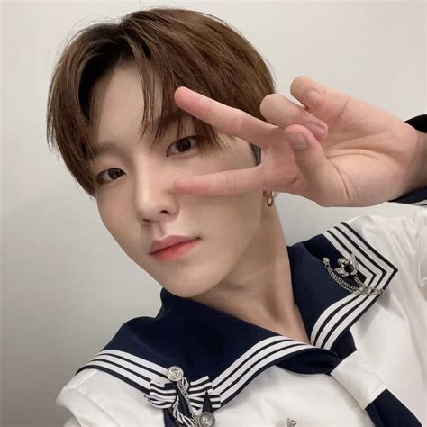 Tnx The New Six Sungjun Icon Bias Wrecker