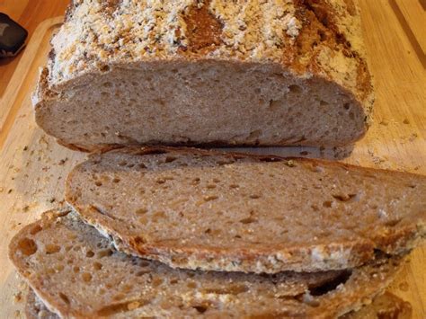 Weizen Roggenbrot Mit Sauerteig Ein Herrlich Saftiges Brot