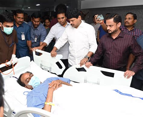 Former Telangana Cm Kcr Successfully Undergoes Hip Replacement Surgery