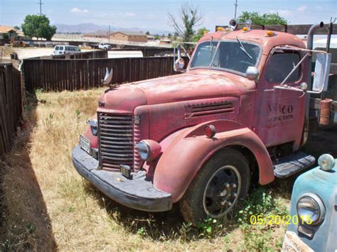 1946 International Truck With 18 Flatbed Classic International