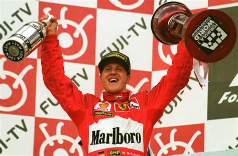 Hamilton faz história e se iguala a Schumacher veja lista de maiores