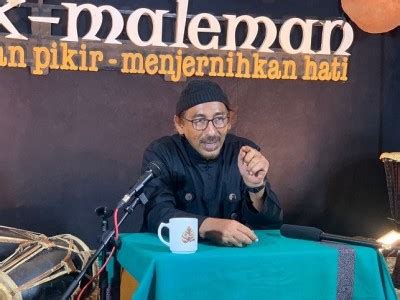 Ngaji Suluk Maleman Manusia Seringkali Mengejar Kesia Siaan