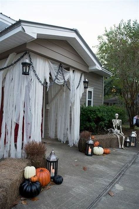 43 Cool Halloween Party Decoration Ideas With Images Halloween Outdoor Decorations Front