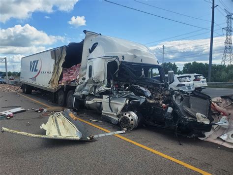 Tractor Trailer Collision Along Hwy 401 In Clarington Leaves 2 Lanes