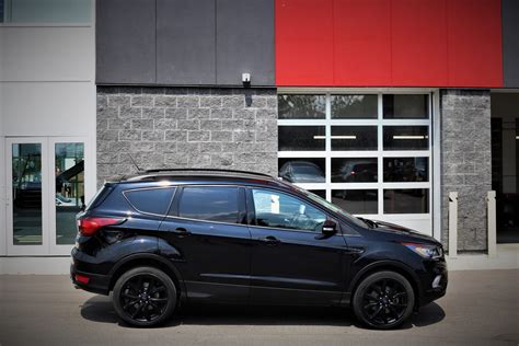 2019 FORD ESCAPE TITANIUM - East Side Truck & Auto