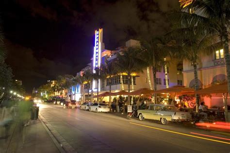 Miami Sightseeing Night Tour | Gray Line