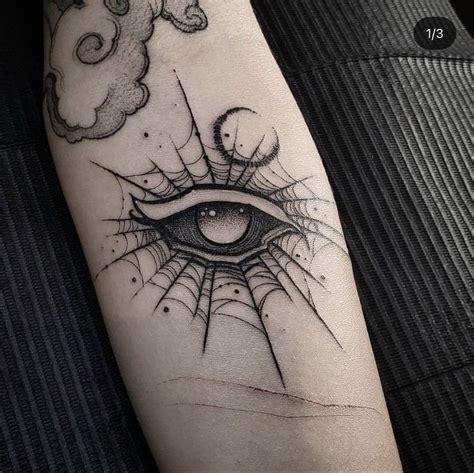 Pin On Guardado R Pido Eyeball Tattoo Eye Tattoo Hand Tattoos For Guys