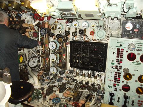 File:HMS Ocelot ballast tank controls.JPG