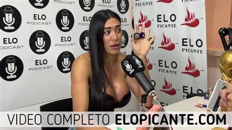 Pamela Pombo Tiene Sexo Con Elo Podcast En El Cuarto Picante Xxx Videos Porno Móviles