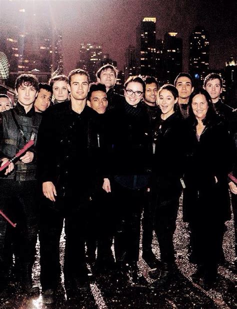 Divergent Cast - Divergent Photo (38379896) - Fanpop