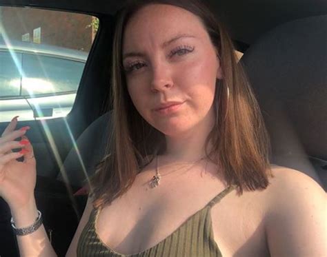 Wish She Pulled Down That Top Porn Pic