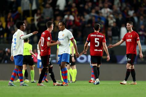 Real Madrid staff member was in attendance for Barcelona vs Osasuna ...