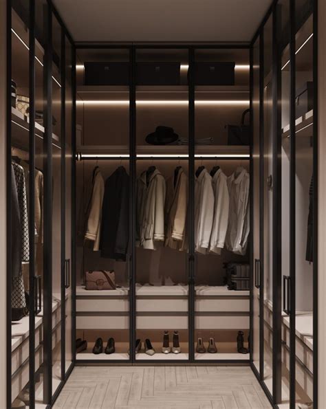 Walk-In Closet – Renovation in Dubai