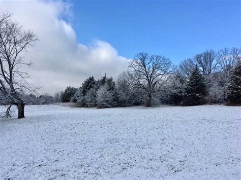 First Snow In Missouri Routdoors