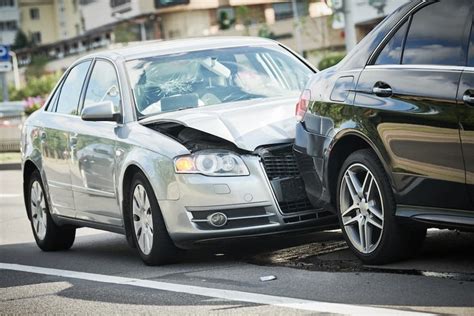 What Are the Most Common Rear-End Collision Injuries? - Nonni Homola