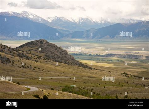 Madison Valley, Montana, from above Ennis Stock Photo - Alamy