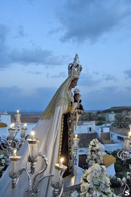 Provincia Galer A Salida Procesional De La Virgen Del Carmen En El