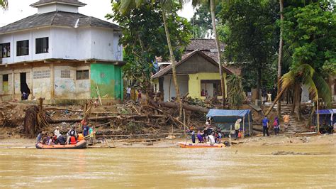 An Eyewitness Account from the Ground in Indonesia After Devastating ...