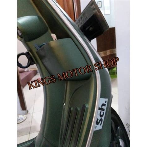 Jual List Boby Side Shield Pelindung Body Vespa LX LXV S Original