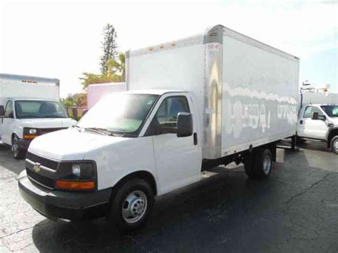 Chevrolet 3500 Cutaway Box Truck W Ramp 2014 Van Box Trucks