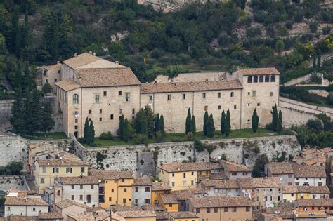 Pinacoteca Civica A Vernarecci Fossombrone Italia It