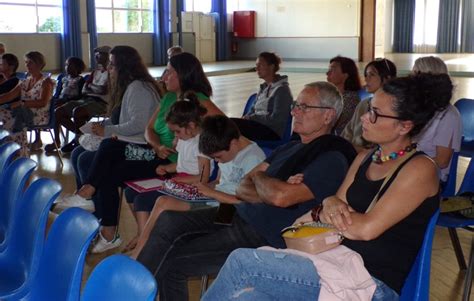 Ploërmel La nouvelle école de la Noé Verte expliquée aux citoyens