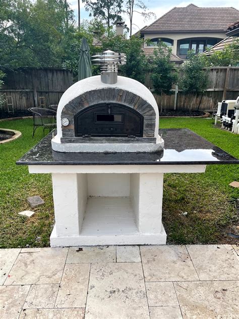 Wood Fired Pizza Oven Construction